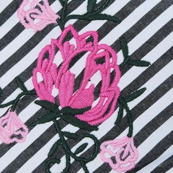 🔺️BCX Striped Off Shoulder Embroidered Floral Bell Sleeve Top Small - Picture 10 of 12